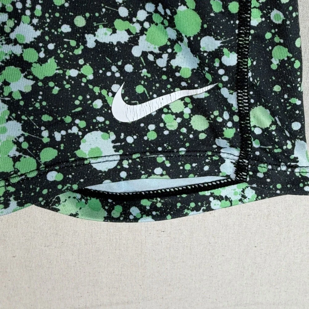 Nike Dri Fit Paint Splatter Athletic‎ Short size Small Black/Green